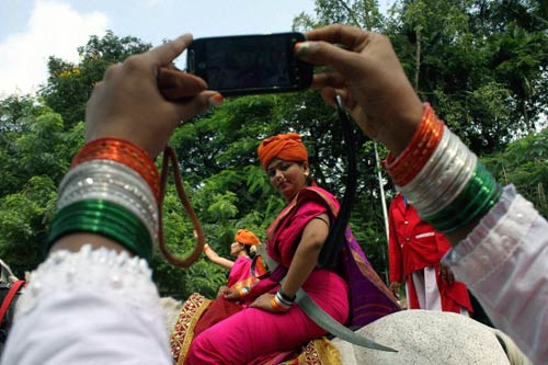 देशभर में मनाया गया स्वतंत्रता दिवस  |  लालकिले पर फहराया गया तिरंगा