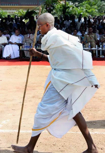 देशभर में मनाया गया स्वतंत्रता दिवस  |  लालकिले पर फहराया गया तिरंगा