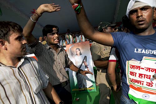 दिल्‍ली में तेज हुई आंदोलन की आंधी | उमड़ा जनसैलाब