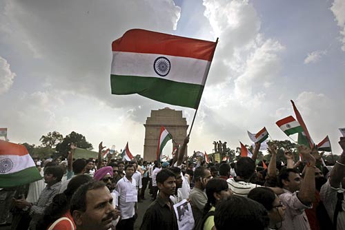 दिल्‍ली में तेज हुई आंदोलन की आंधी | उमड़ा जनसैलाब