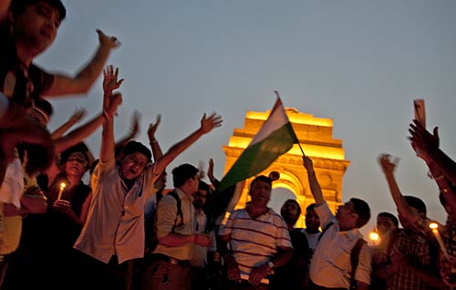 दिल्‍ली में तेज हुई आंदोलन की आंधी | उमड़ा जनसैलाब