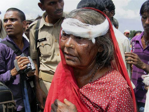 04 अगस्त 2011: तस्वीरों में देखें दिनभर की बड़ी खबरें | पढ़ें