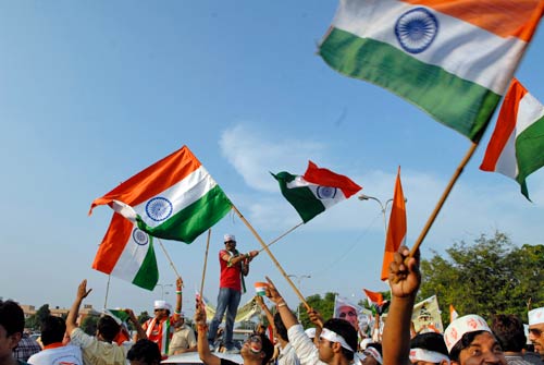 गांधी टोपी बनी अन्‍ना आंदोलन की मशाल...| अलबेले समर्थक...