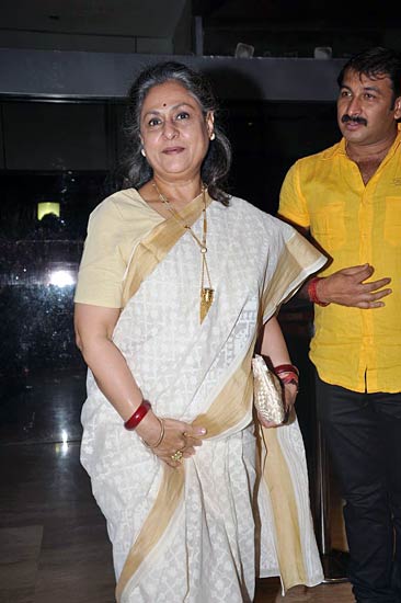 'आरक्षण' के प्रीमियर की तस्वीरें | दीपिका के जलवे