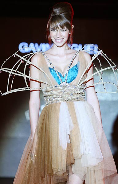 ब्‍लेंडर्स प्राइड फैशन टूअर में सितारों का जलवा | ब्राइडल वीक