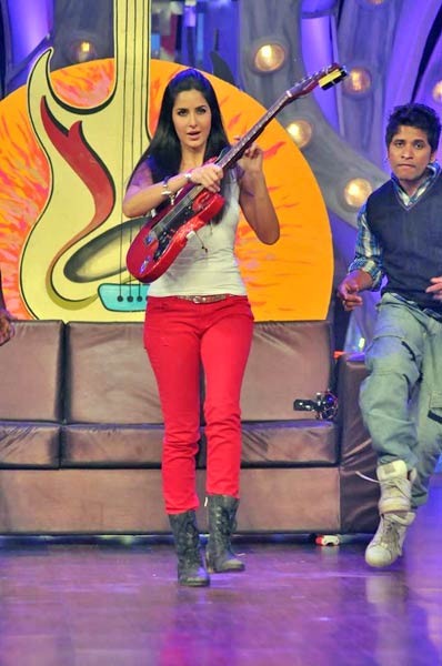 देखें कैटरीना कैफ के ठुमके... | म्‍यूजिक लांच पर कैटरीना