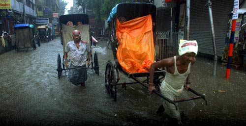 07 अगस्त 2011: तस्वीरों में देखें दिनभर की बड़ी खबरें | पढ़ें