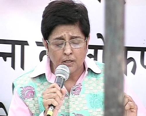 अन्‍ना ने किया सरकारी लोकपाल बिल का विरोध