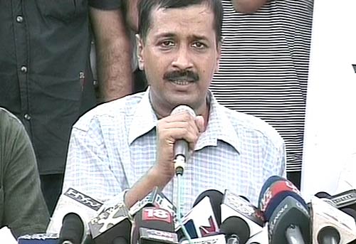 अन्‍ना ने किया सरकारी लोकपाल बिल का विरोध