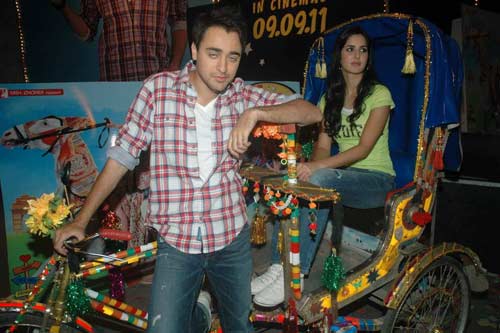 'मेरे ब्रदर की दुल्‍हन' का म्‍यूजिक लॉन्‍च । बॉलीवुड की जान