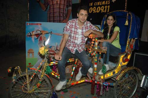 'मेरे ब्रदर की दुल्‍हन' का म्‍यूजिक लॉन्‍च । बॉलीवुड की जान