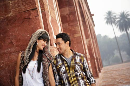 'मेरे ब्रदर की दुल्‍हन' की पहली झलक | कैटरीना कैफ के ठुमके... 