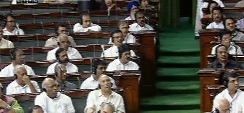 पीएम ने कहा, जनलोकपाल पर संसद में हो बहस