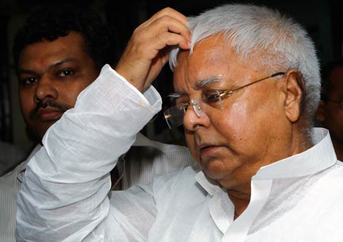 स्थायी समिति करे लोकपाल विधेयक वापस लेने की सिफारिशः हज़ारे