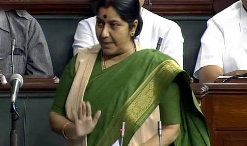 अन्‍ना पर लोकसभा में पीएम का बयान, विपक्ष ने किया विरोध