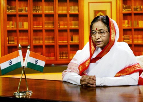 14 अगस्‍त 2011: तस्‍वीरों में देखें दिनभर की खबरें |  पढ़ें