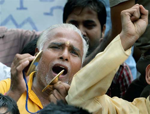 भारत में हर ओर अन्‍ना ही अन्‍ना | सड़कों पर समर्थक