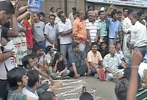 अन्‍ना के आंदोलन का दूसरा दिन | जेल गए अन्ना