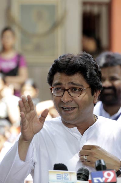 देखें गुजरात दौरे पर राज ठाकरे ने क्या कहा