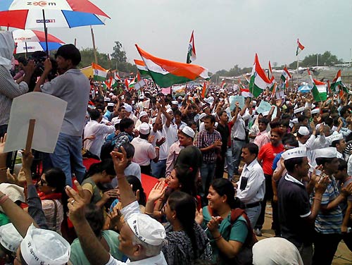 23 अगस्‍त 2011: लोगों ने भेजी तस्‍वीरें | फोटो: अलबेले समर्थक