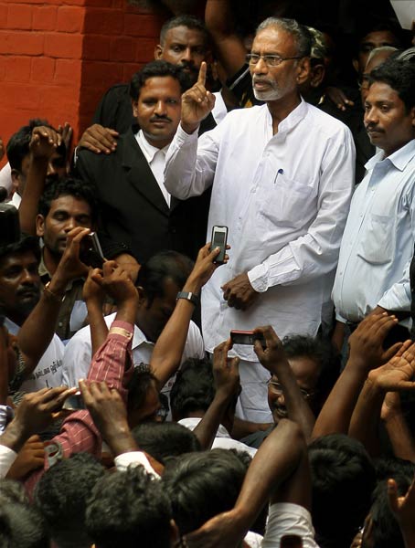 राजीव के हत्‍यारों की फांसी पर रोक | राजीवः अधूरी यात्रा