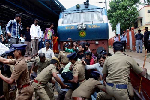 राजीव के हत्‍यारों की फांसी पर रोक | राजीवः अधूरी यात्रा