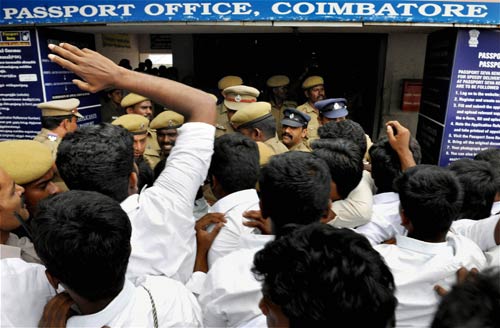 राजीव के हत्‍यारों की फांसी पर रोक | राजीवः अधूरी यात्रा