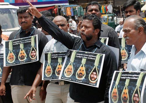 राजीव के हत्‍यारों की फांसी पर रोक | राजीवः अधूरी यात्रा