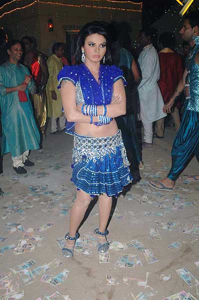 फिर होश उड़ाने को तैयार राखी सावंत | हॉट 'आइटम गर्ल'