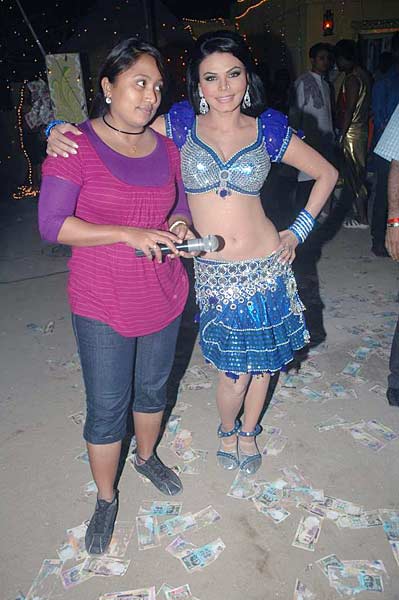 फिर होश उड़ाने को तैयार राखी सावंत | हॉट 'आइटम गर्ल'