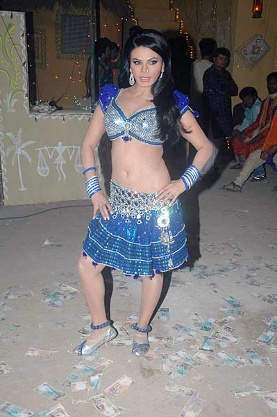 फिर होश उड़ाने को तैयार राखी सावंत | हॉट 'आइटम गर्ल'