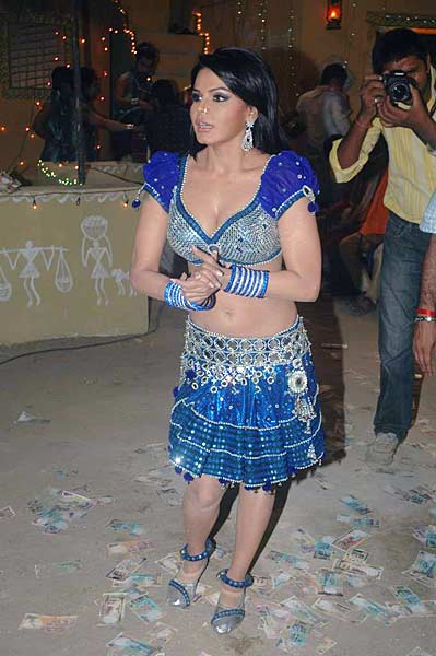 फिर होश उड़ाने को तैयार राखी सावंत | हॉट 'आइटम गर्ल'