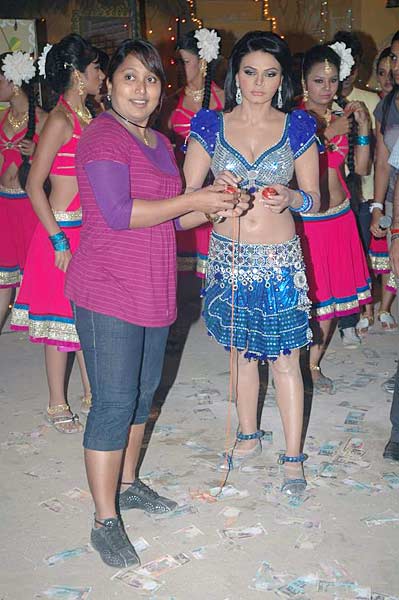 फिर होश उड़ाने को तैयार राखी सावंत | हॉट 'आइटम गर्ल'