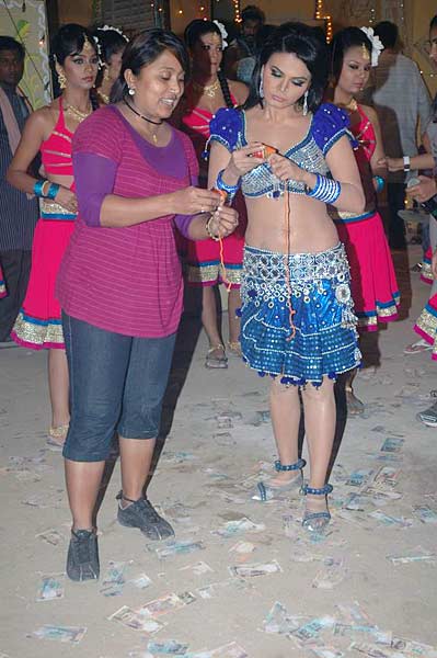 फिर होश उड़ाने को तैयार राखी सावंत | हॉट 'आइटम गर्ल'