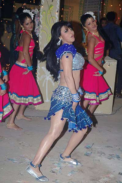 फिर होश उड़ाने को तैयार राखी सावंत | हॉट 'आइटम गर्ल'