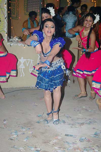 फिर होश उड़ाने को तैयार राखी सावंत | हॉट 'आइटम गर्ल'