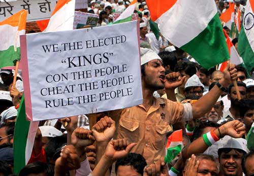 अन्‍ना के आंदोलन में कैसे-कैसे नारे... | फोटो: अलबेले समर्थक