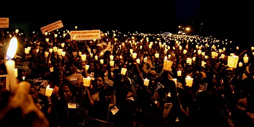 पीएम निवास पर अन्‍ना समर्थकों का प्रदर्शन...| हिल गई सरकार