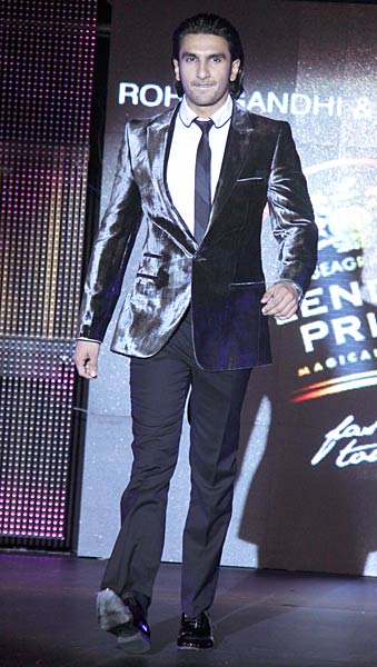 ब्‍लेंडर्स प्राइड फैशन टूअर में सितारों का जलवा | ब्राइडल वीक