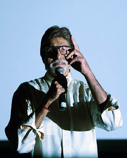 तस्‍वीरों में बीते सप्‍ताह बॉलीवुड की हलचल । बॉलीवुड हसीनाएं