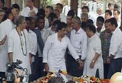 शम्‍मी कपूर की अंतिम यात्रा |   नहीं रहें शम्‍मी कपूर