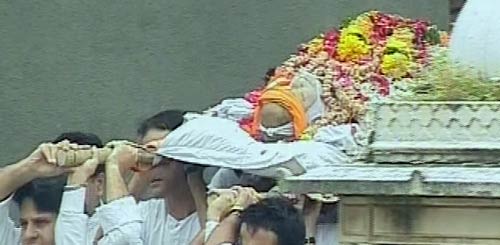 शम्‍मी कपूर की अंतिम यात्रा |   नहीं रहें शम्‍मी कपूर