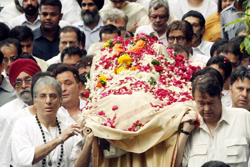 शम्‍मी कपूर की अंतिम यात्रा |   नहीं रहें शम्‍मी कपूर