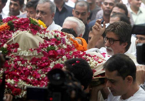 शम्‍मी कपूर की अंतिम यात्रा |   नहीं रहें शम्‍मी कपूर