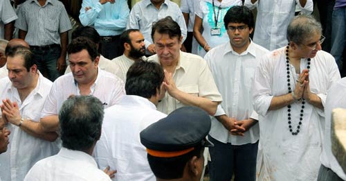 शम्‍मी कपूर की अंतिम यात्रा |   नहीं रहें शम्‍मी कपूर