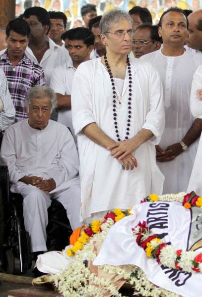 शम्‍मी कपूर की अंतिम यात्रा |   नहीं रहें शम्‍मी कपूर