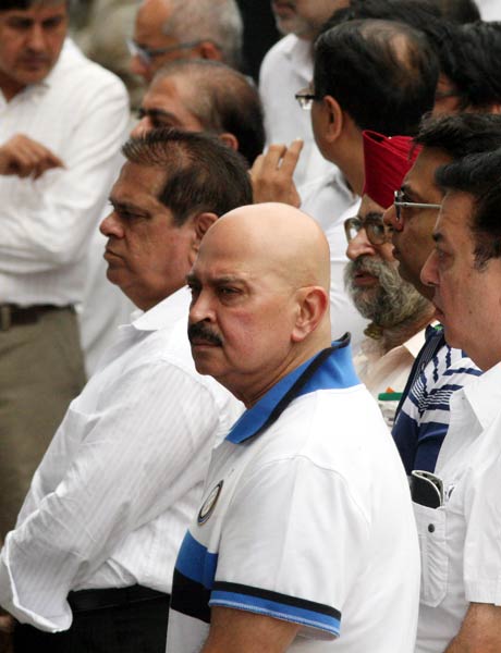 शम्‍मी कपूर की अंतिम यात्रा |   नहीं रहें शम्‍मी कपूर