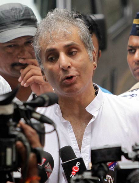 शम्‍मी कपूर की अंतिम यात्रा |   नहीं रहें शम्‍मी कपूर