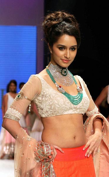 तस्‍वीरों में बीते सप्‍ताह बॉलीवुड की हलचल | स्विमसूट परियां