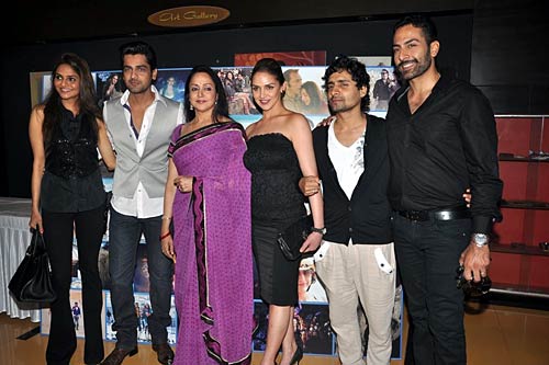 'टेल मी ओ खुदा' में नजर आएंगी ईशा देओल |   हुस्‍न जो दीवाना बना दे...